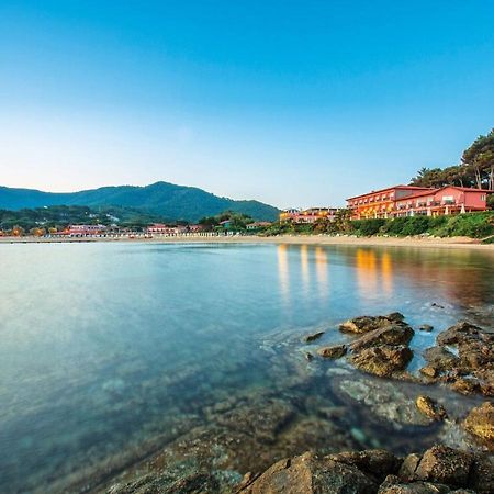 Hotel Del Golfo Проккио Экстерьер фото