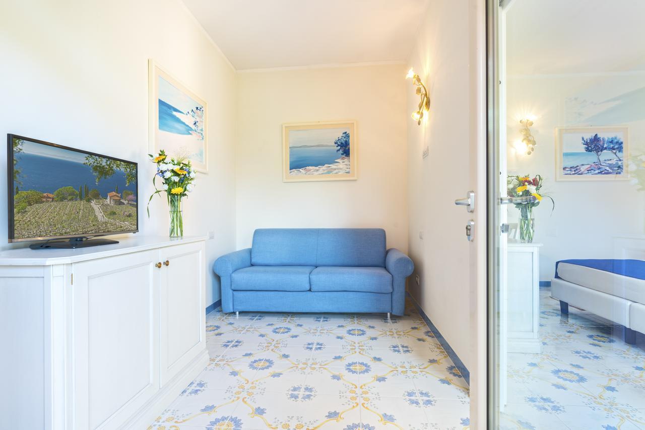 Hotel Del Golfo Проккио Экстерьер фото