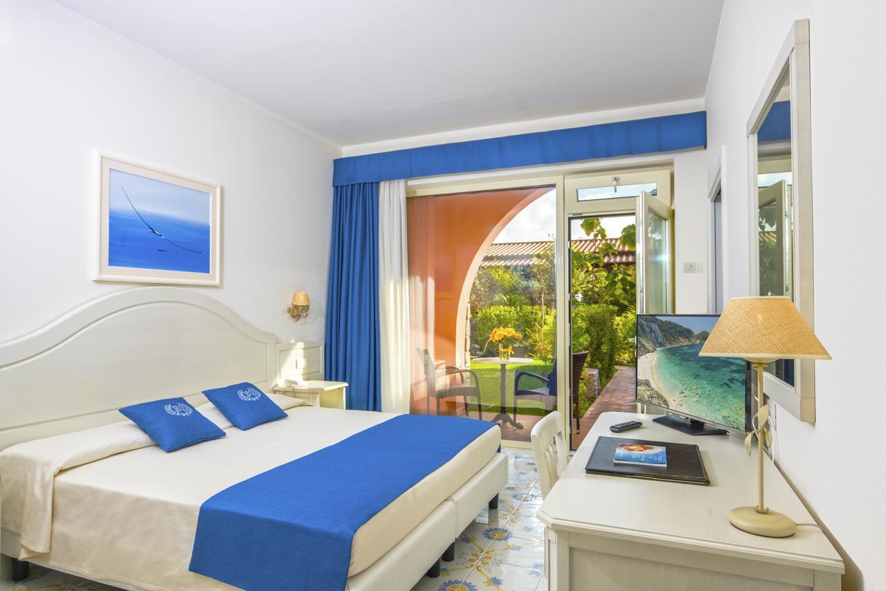 Hotel Del Golfo Проккио Экстерьер фото