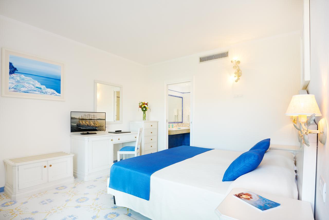 Hotel Del Golfo Проккио Экстерьер фото