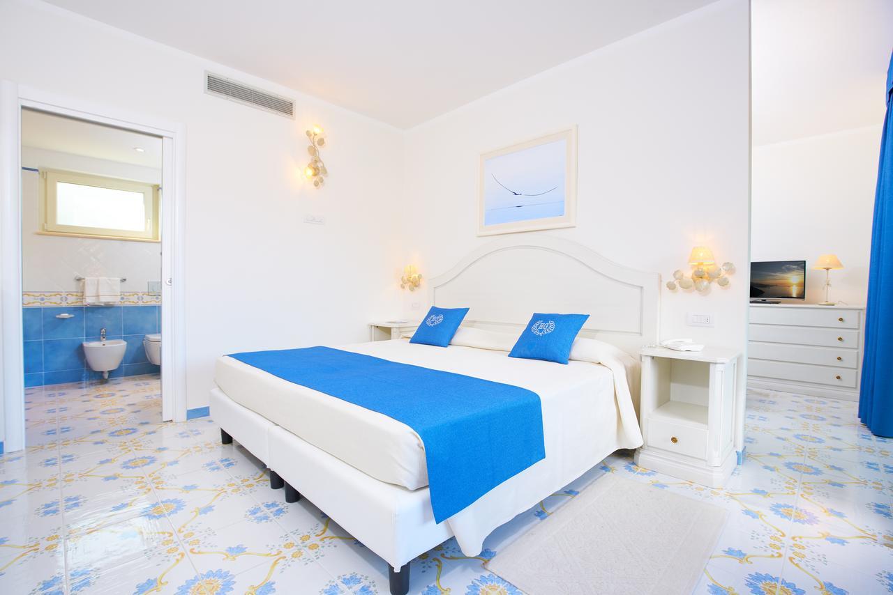 Hotel Del Golfo Проккио Экстерьер фото