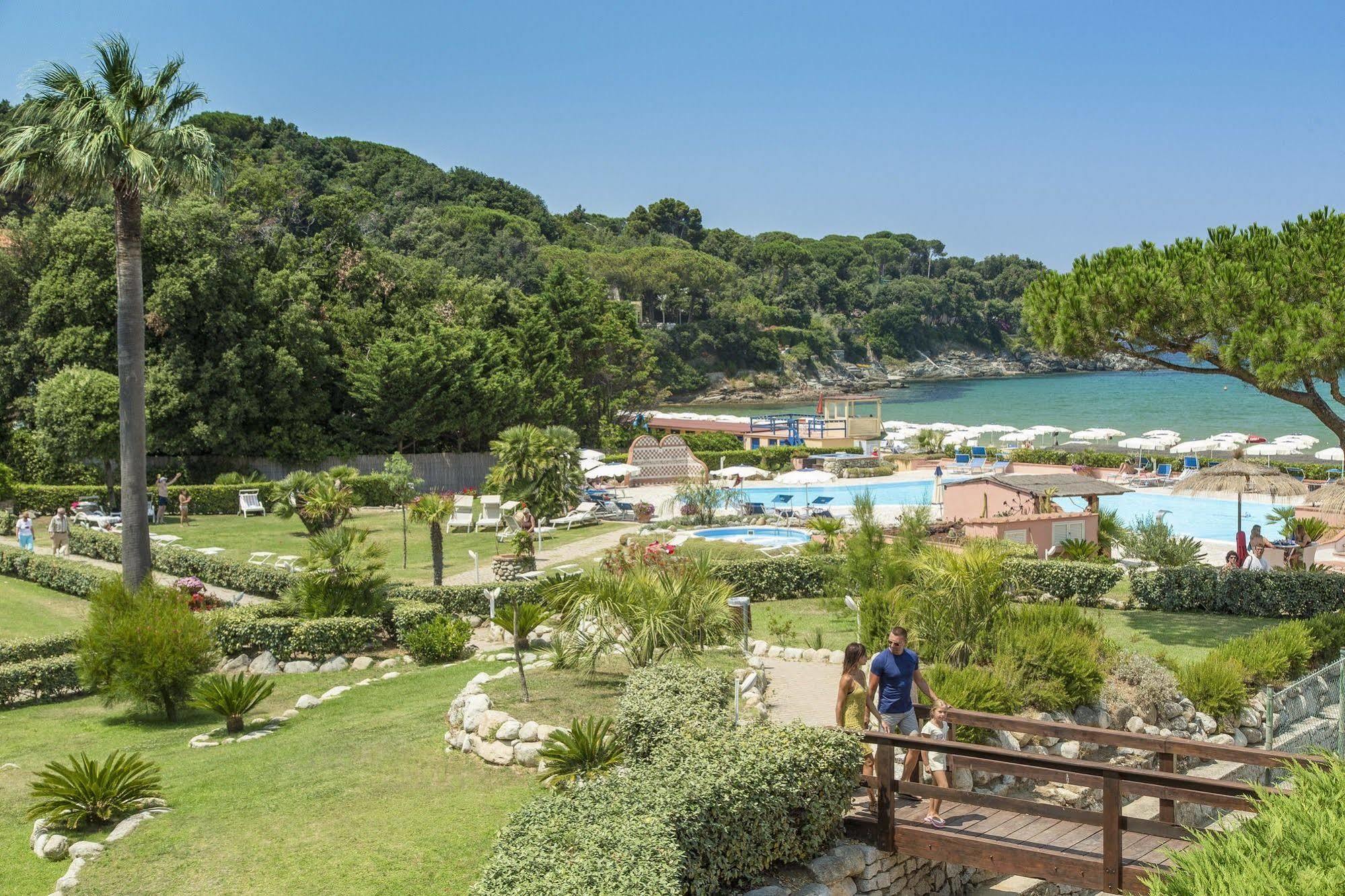 Hotel Del Golfo Проккио Экстерьер фото