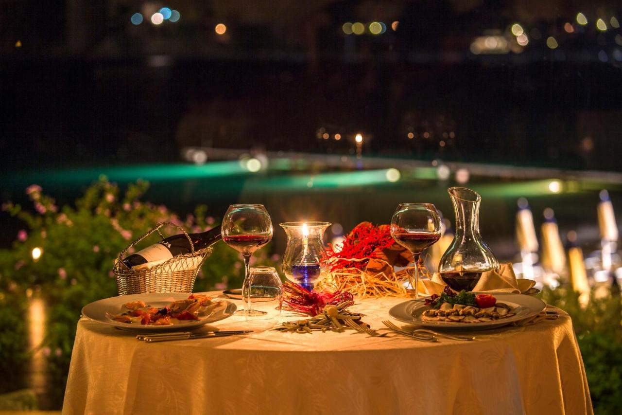 Hotel Del Golfo Проккио Экстерьер фото