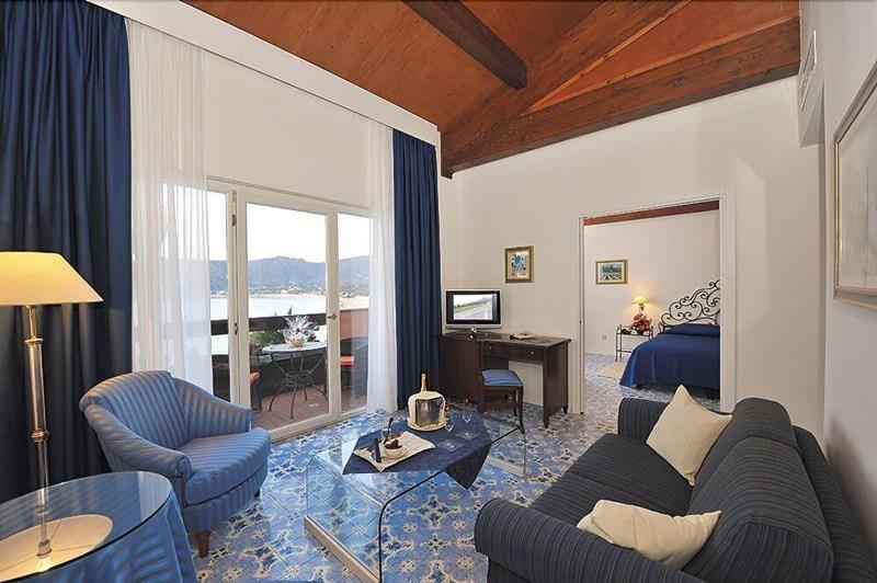 Hotel Del Golfo Проккио Экстерьер фото